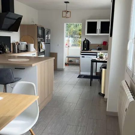 Holiday home Maison Cosy 62m2 Avec Et Terrasse - Proche Orly & Paris - Climatise Champlan